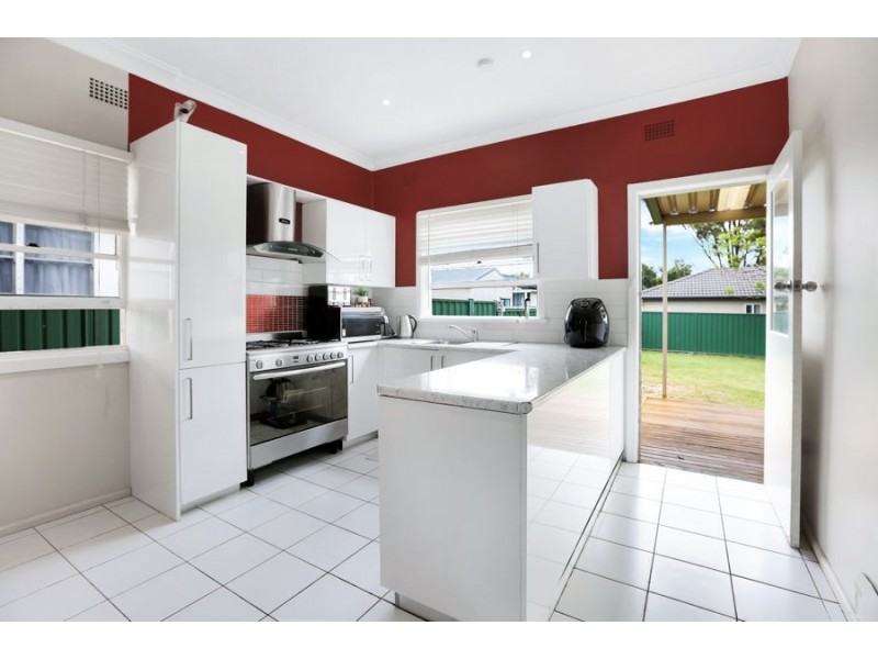 115 & 115a Victoria Street, Cambridge Park NSW 2747