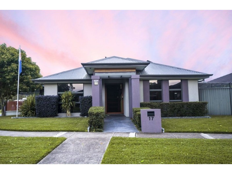 17 Drummond Avenue, Ropes Crossing NSW 2760
