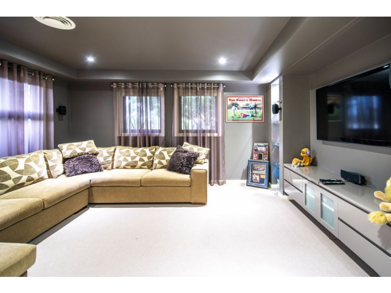 17 Drummond Avenue, Ropes Crossing NSW 2760