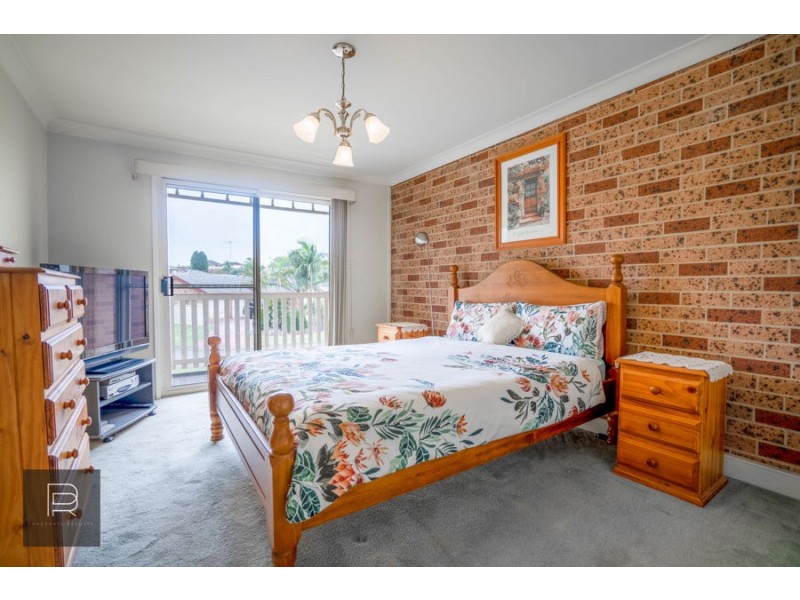 2/4 Cumbrae Close, Erskine Park NSW 2759