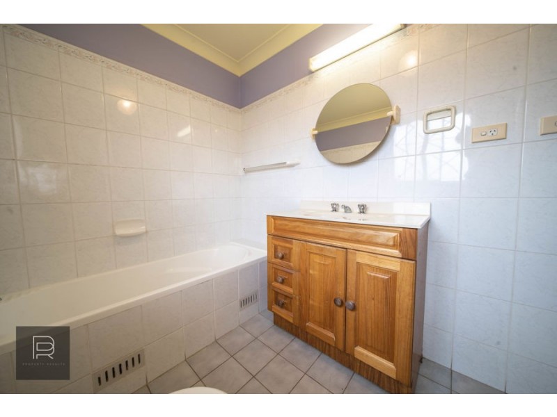 2/4 Cumbrae Close, Erskine Park NSW 2759