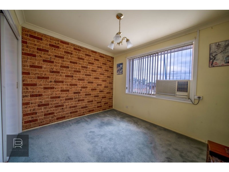 2/4 Cumbrae Close, Erskine Park NSW 2759