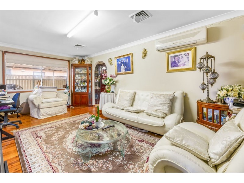 27 Jasmine Avenue, Quakers Hill NSW 2763