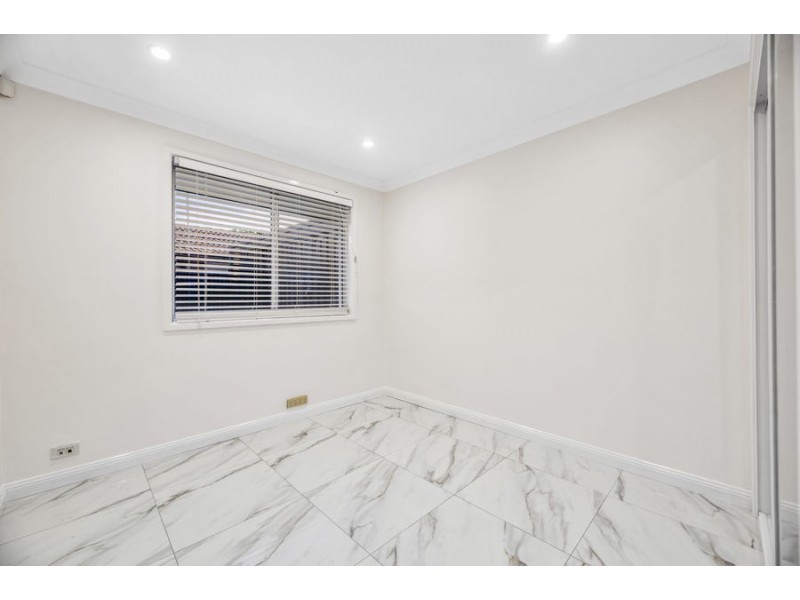 16 Quakers Hill Parkway, Quakers Hill NSW 2763