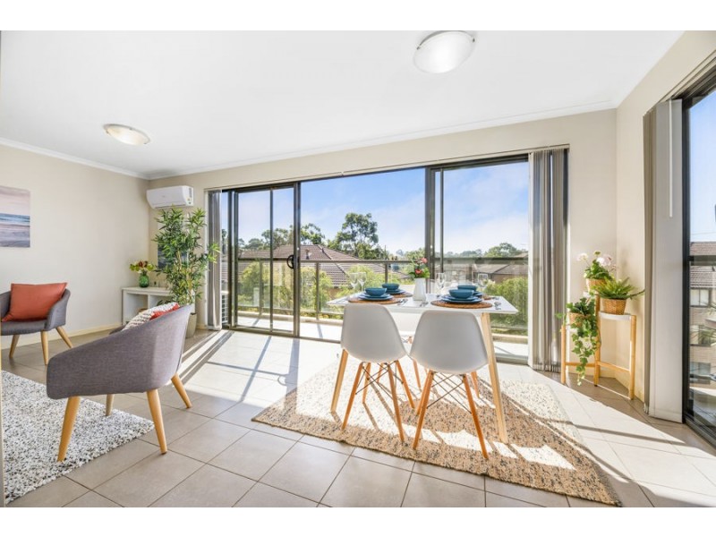 304/1 Griffiths Street, Blacktown NSW 2148