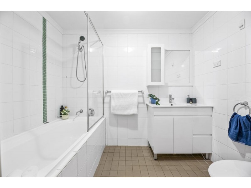 304/1 Griffiths Street, Blacktown NSW 2148