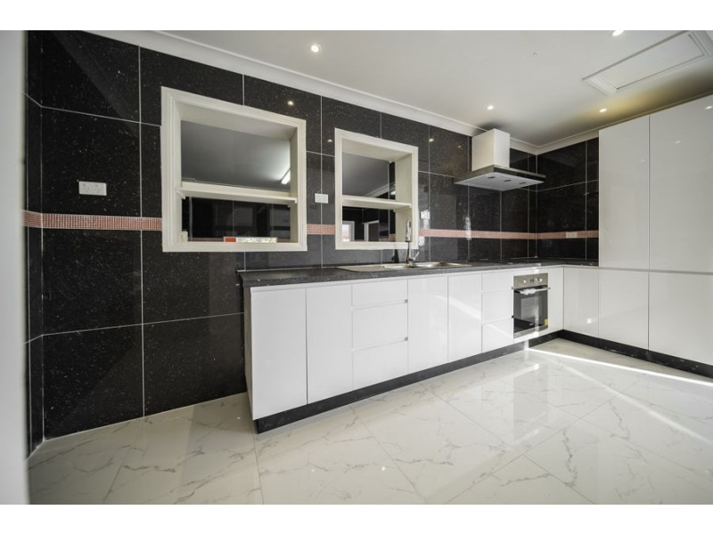 11 Hartog Avenue, Willmot NSW 2770