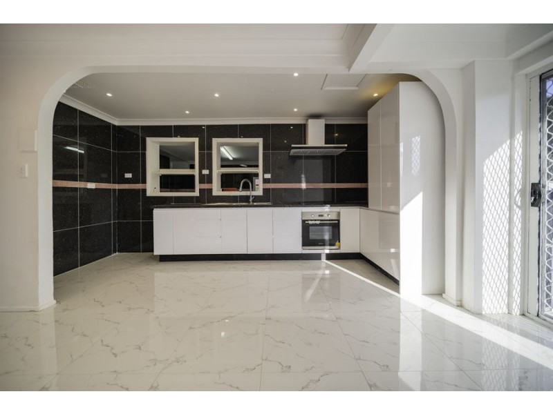 11 Hartog Avenue, Willmot NSW 2770