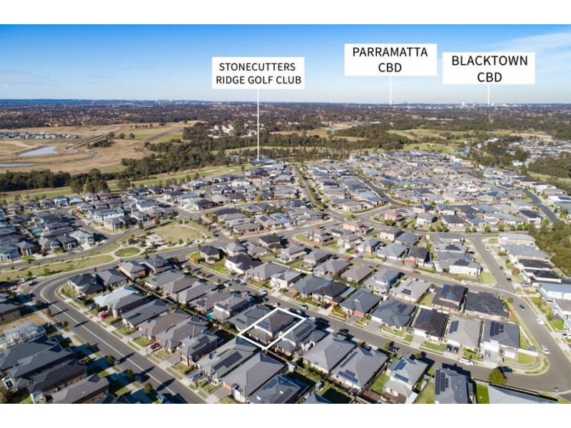 37 Burringoa Crescent, Colebee NSW 2761