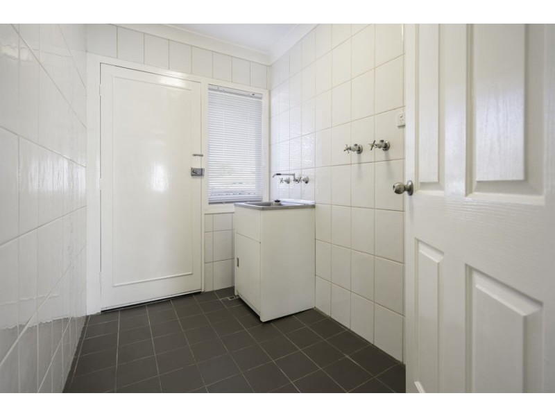 258 & 258A Carlisle Avenue, Dharruk NSW 2770