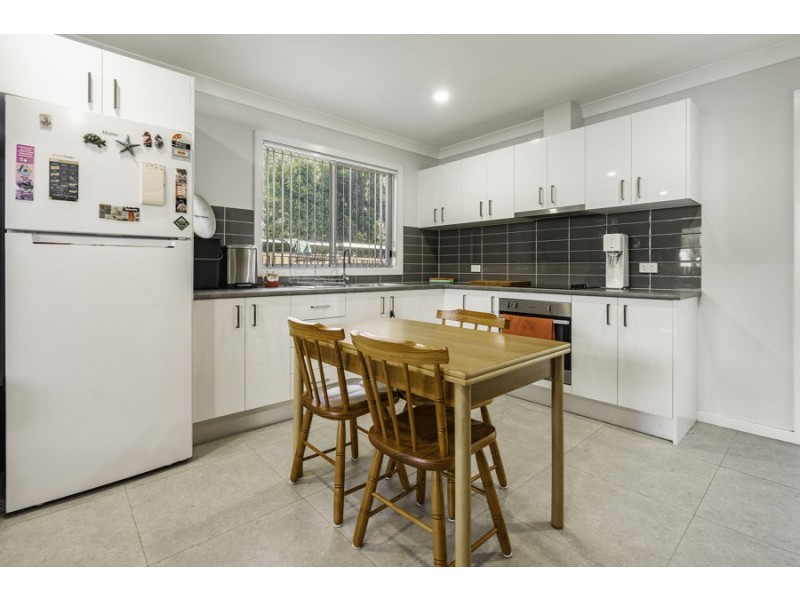 258 & 258A Carlisle Avenue, Dharruk NSW 2770