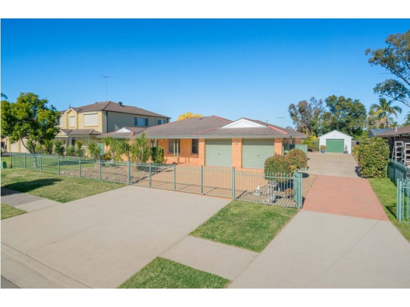 10 & 10A Flora Street, Plumpton NSW 2761