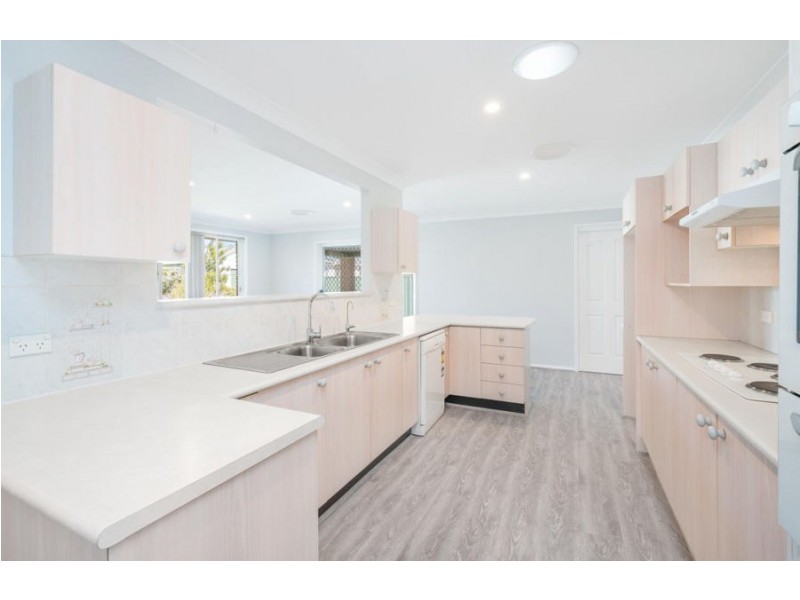 10 & 10A Flora Street, Plumpton NSW 2761