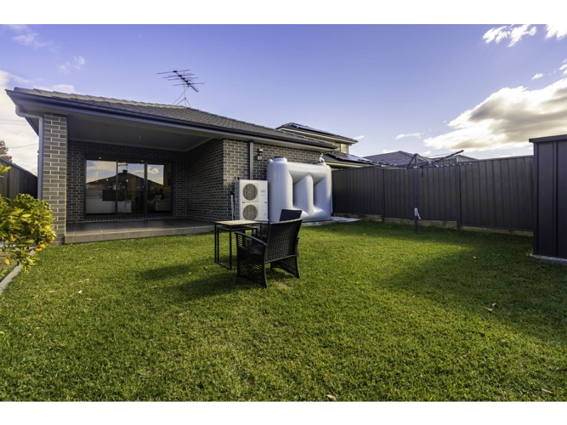 43 Hamilton Street, Riverstone NSW 2765