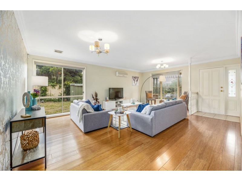 2 Corbin Avenue, Quakers Hill NSW 2763