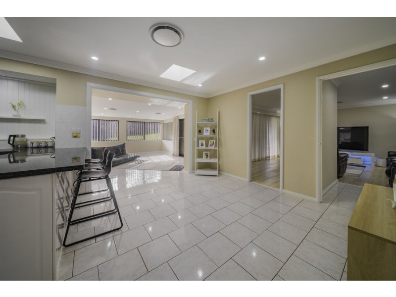 9 Shearer Street, St Clair NSW 2759
