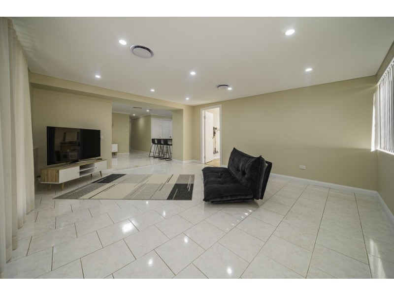 9 Shearer Street, St Clair NSW 2759