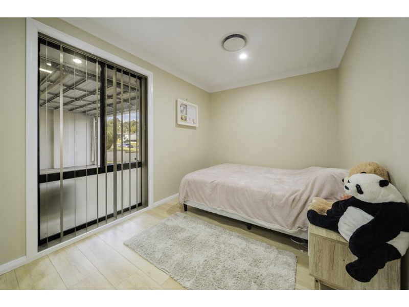 9 Shearer Street, St Clair NSW 2759