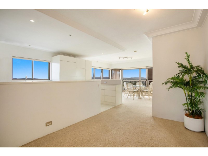 163/8 Admiralty Drive, Surfers Paradise QLD 4217