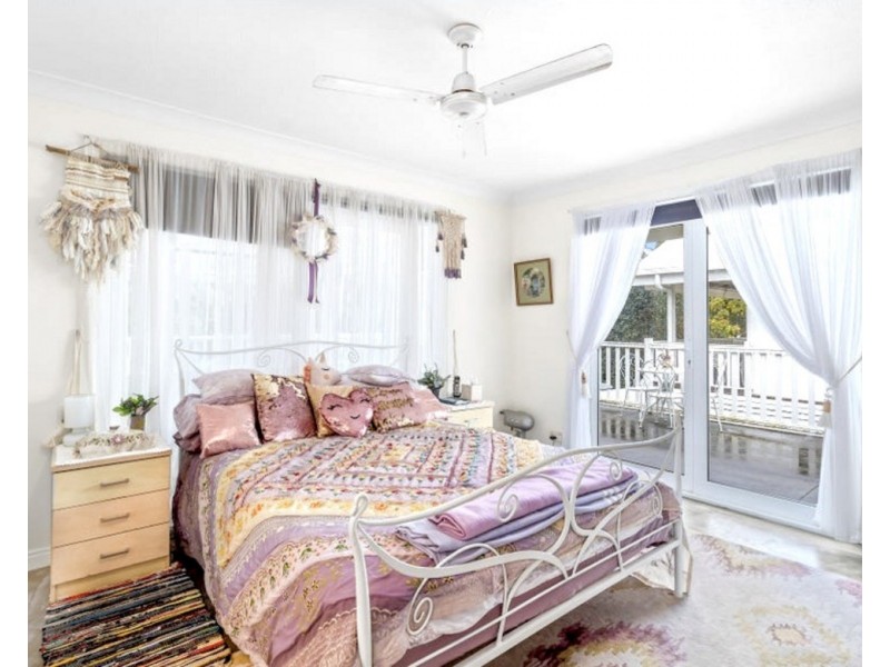 268 Tallebudgera Creek Road, Tallebudgera Valley QLD 4228