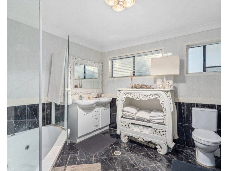 268 Tallebudgera Creek Road, Tallebudgera Valley QLD 4228