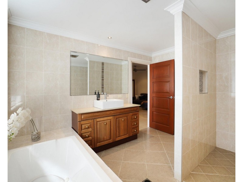 8 Joyce Court, Tallebudgera QLD 4228