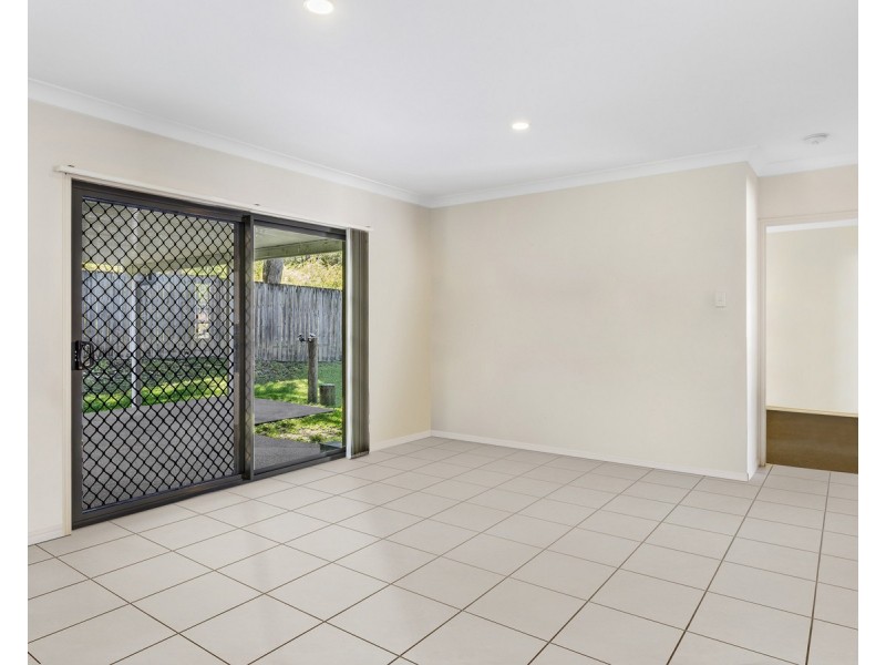 3 Silverstone Court, Oxenford QLD 4210