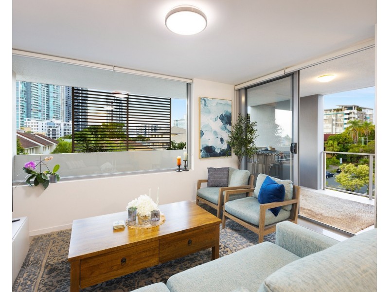 15/22-24 Lather Street, Southport QLD 4215