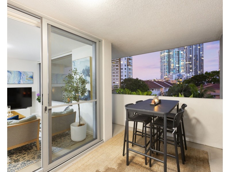 15/22-24 Lather Street, Southport QLD 4215