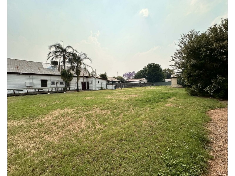 60 Albert Street, Inglewood QLD 4387