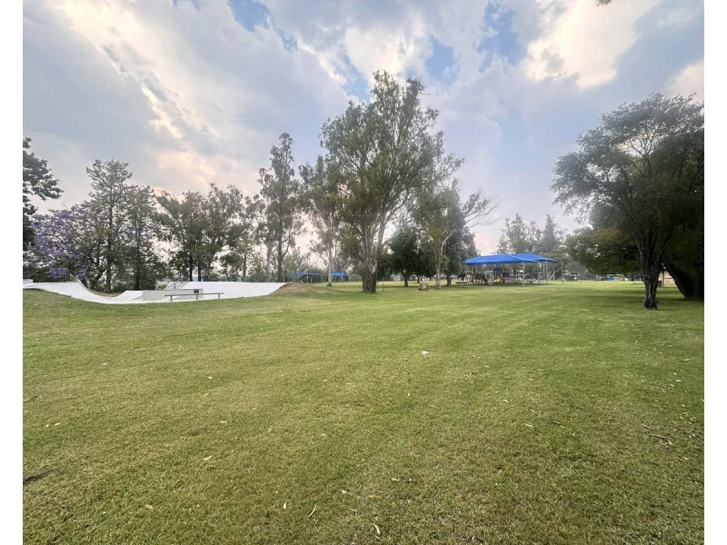 60 Albert Street, Inglewood QLD 4387