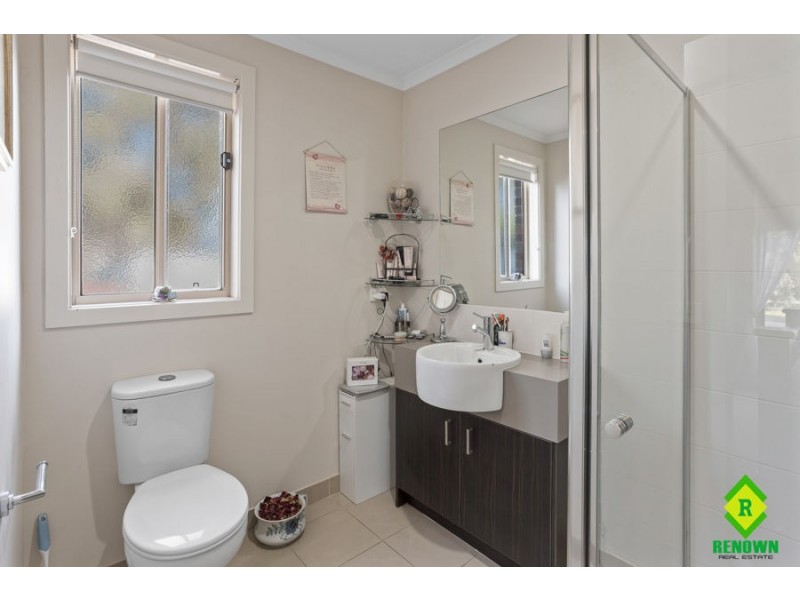 52 Fantail Way, Brookfield VIC 3338