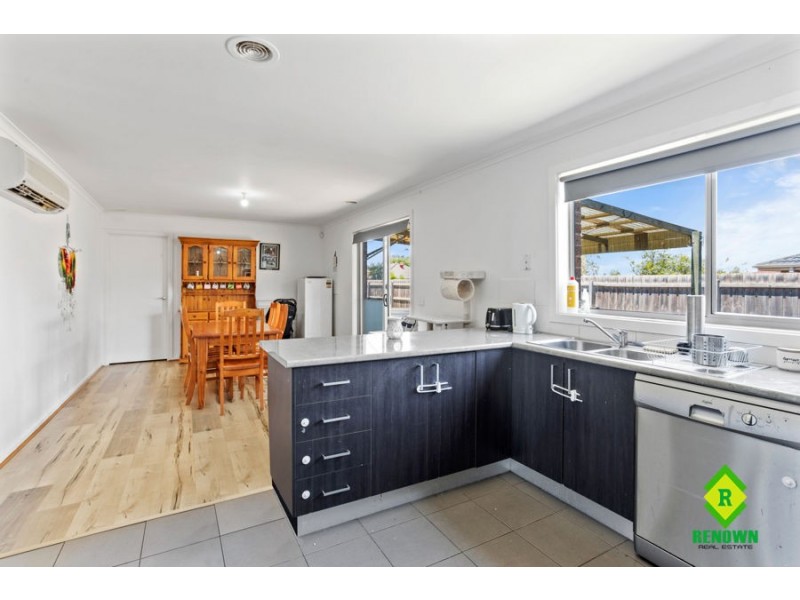 45 McBurnie Drive, Kurunjang VIC 3337