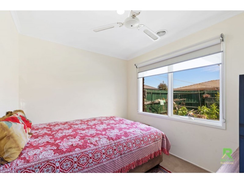 16 Silber Court, Melton West VIC 3337