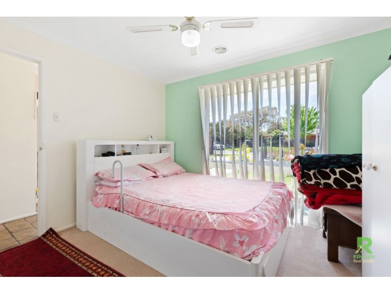 16 Silber Court, Melton West VIC 3337