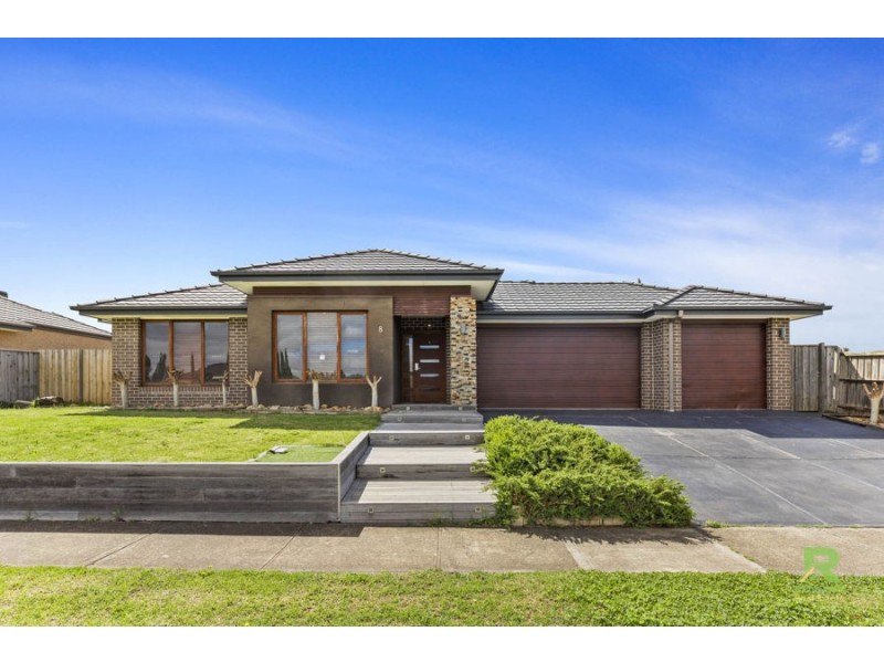 8 Botanica Springs Boulevard,, Brookfield VIC 3338