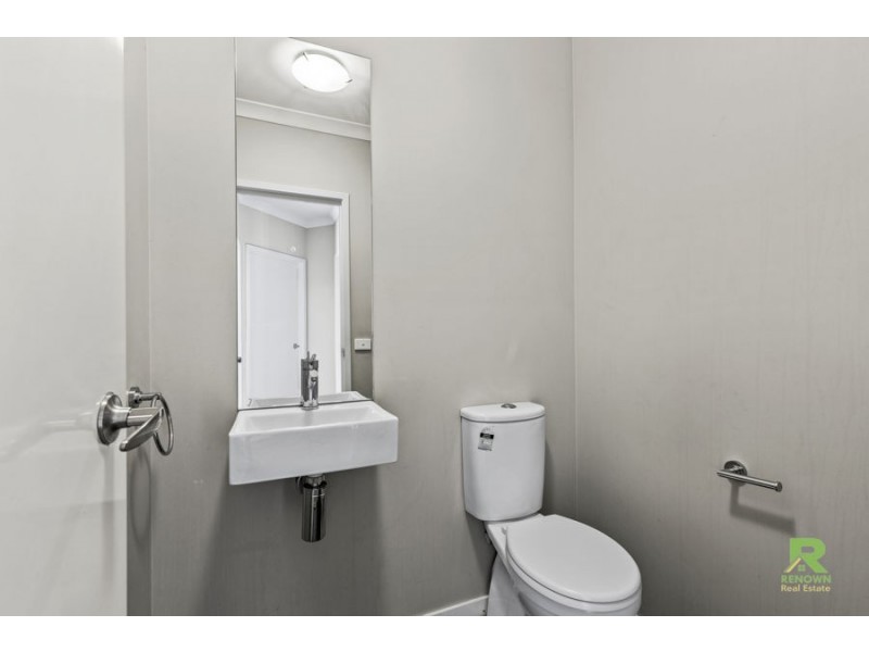 8 Botanica Springs Boulevard,, Brookfield VIC 3338
