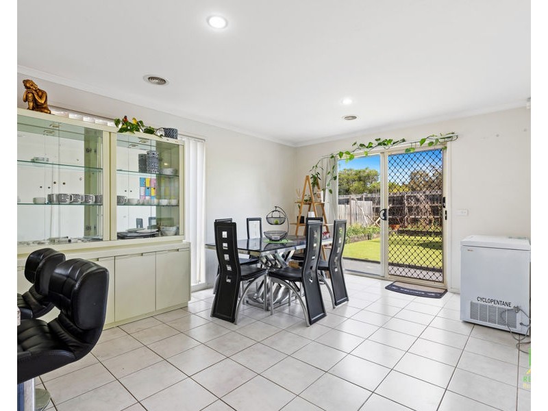 39 Tandara Circuit, Melton West VIC 3337