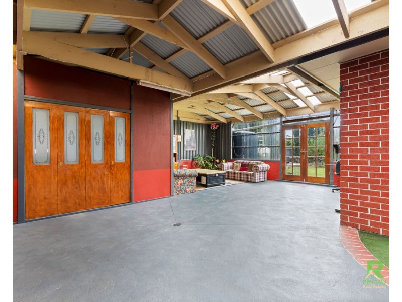 15 Fleetwood Circuit, Melton West VIC 3337