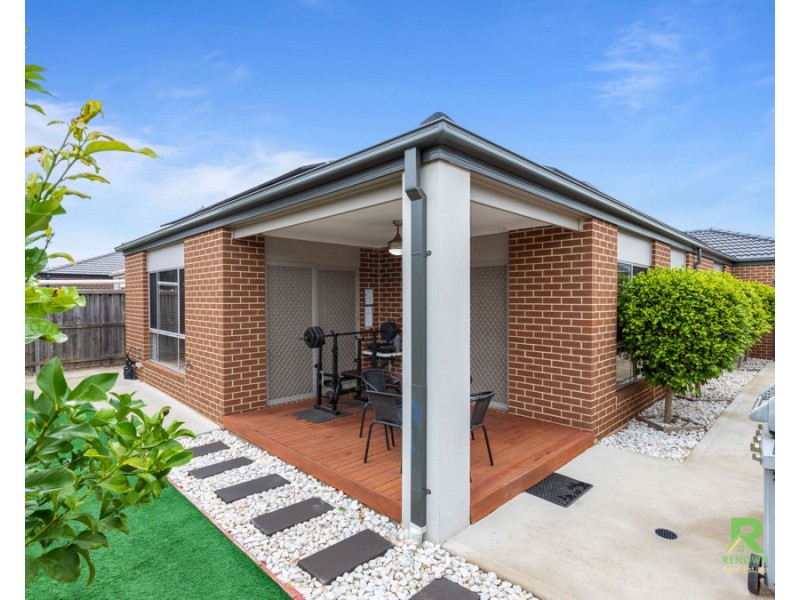 2 Hakea Place, Brookfield VIC 3338