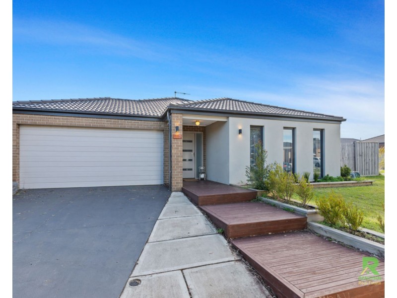 30 Nantha Way, Brookfield VIC 3338