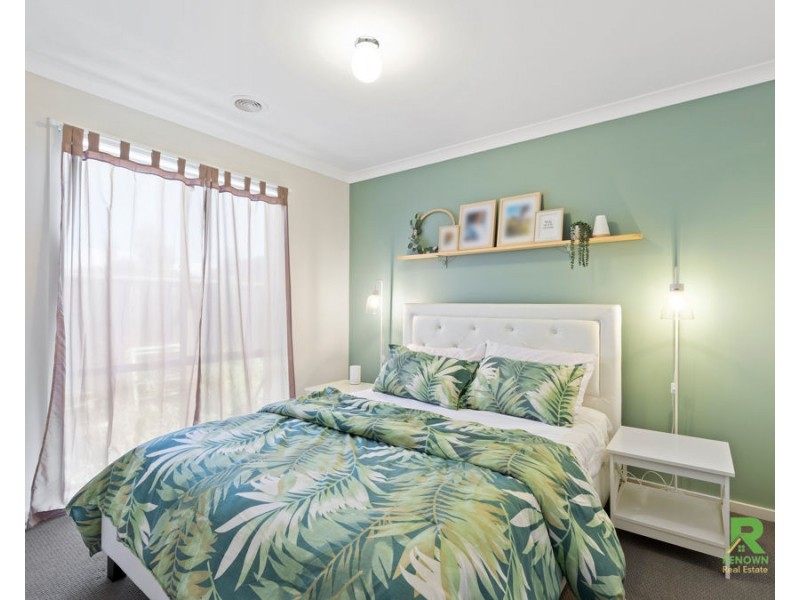 30 Nantha Way, Brookfield VIC 3338