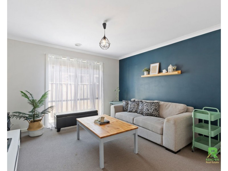 30 Nantha Way, Brookfield VIC 3338