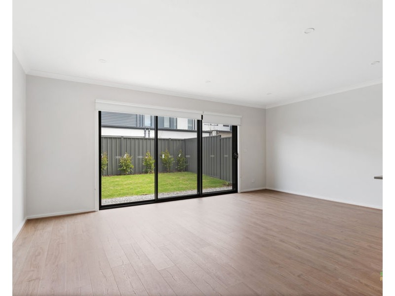 8 Babaco Street, Tarneit VIC 3029