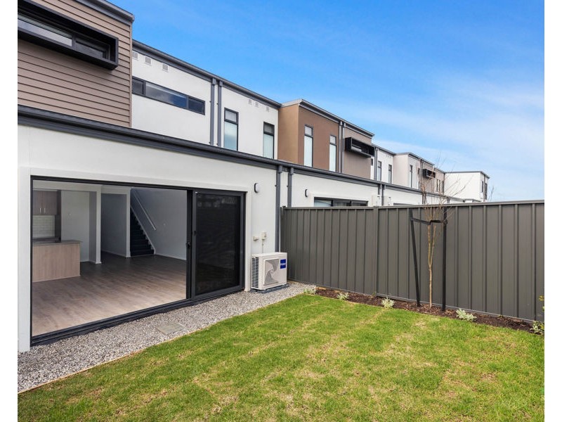 8 Babaco Street, Tarneit VIC 3029