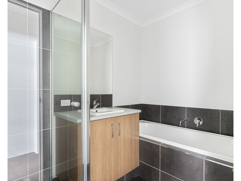 8 Babaco Street, Tarneit VIC 3029