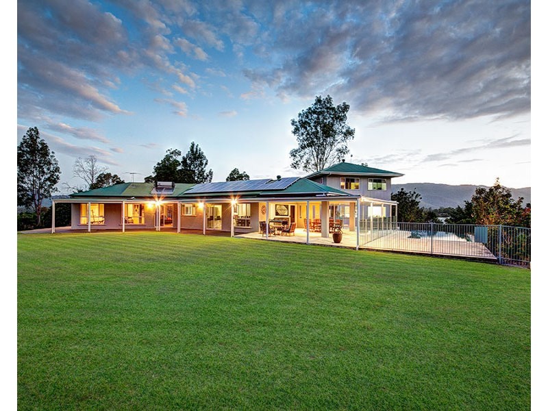 15 Harwood Court, Samford Valley QLD 4520