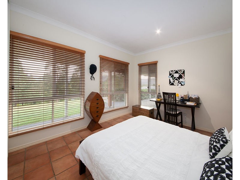 15 Harwood Court, Samford Valley QLD 4520