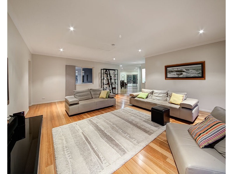 15 Harwood Court, Samford Valley QLD 4520