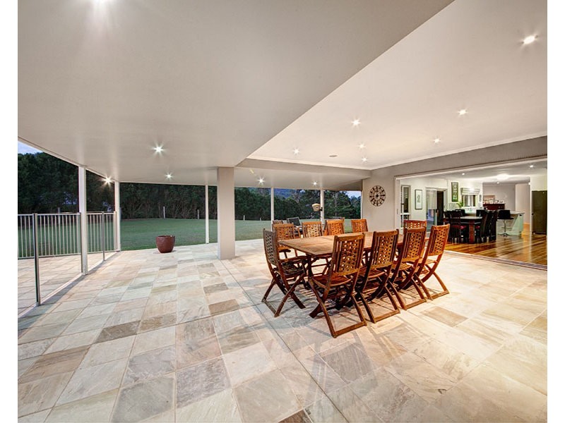 15 Harwood Court, Samford Valley QLD 4520